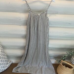 Linen midi dress